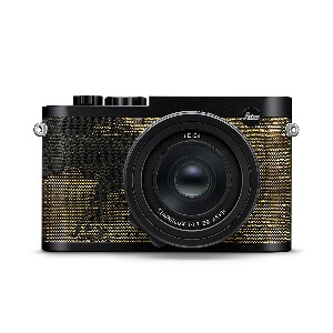 Leica 라이카 Q2 “Dawn” by Seal 에디션