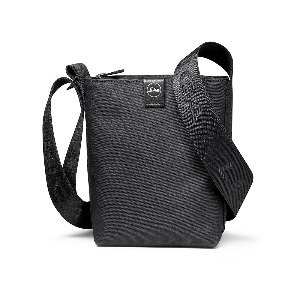 Leica Sofort Crossbody Bag, S, Recycled Polyester, Black [예약판매]